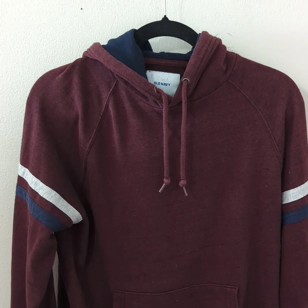 Old Navy Men's Hoodie Maroon Gray Blue Ringer Sleeves Kangaroo Pocket Size S